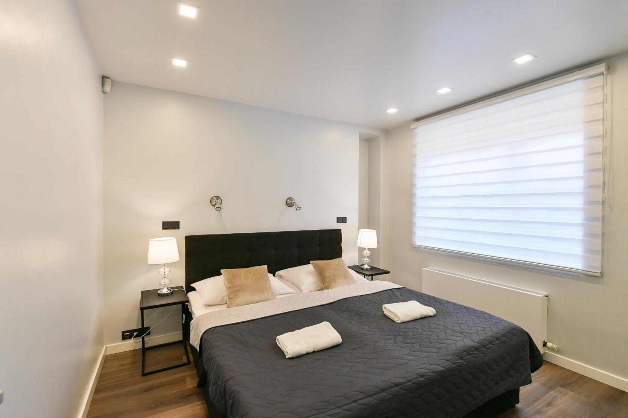 Luxury In Centre Apartment *