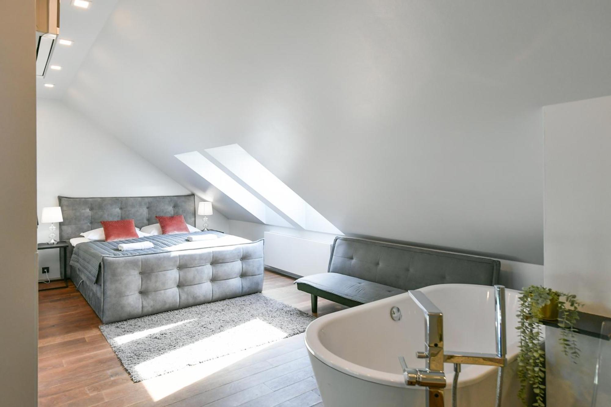 Luxury In Centre דירה פראג